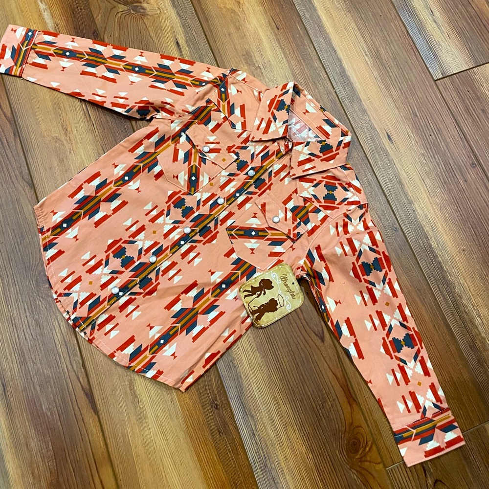Wrangler 2T Button Up Coral and Navy Aztec Print